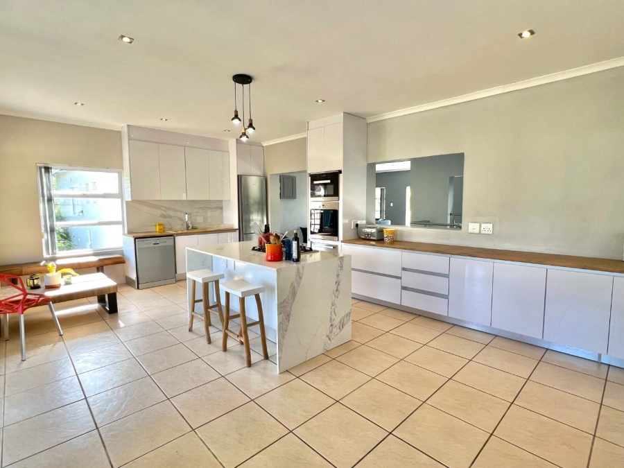 4 Bedroom Property for Sale in Stellenbosch Farms Western Cape